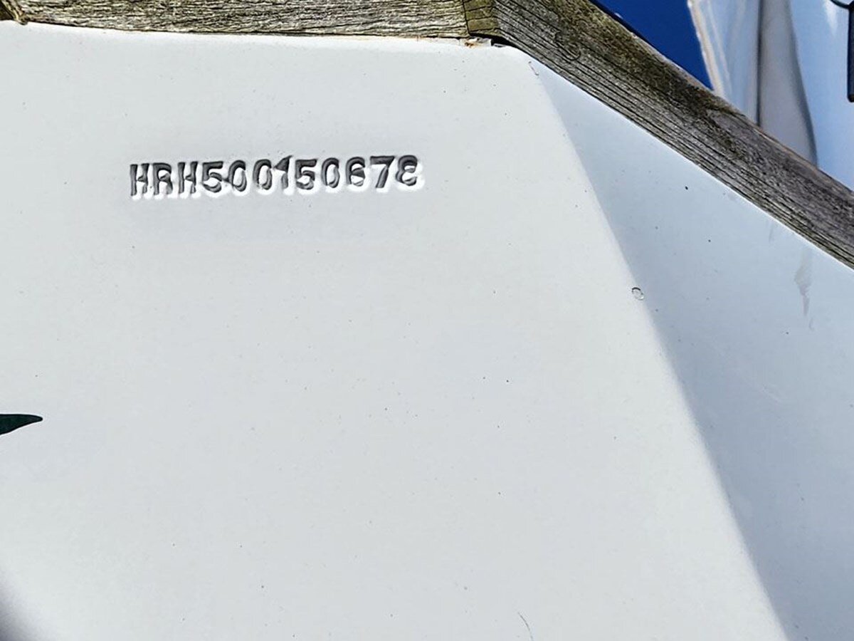 1979-hinckley-50-7-96ddae