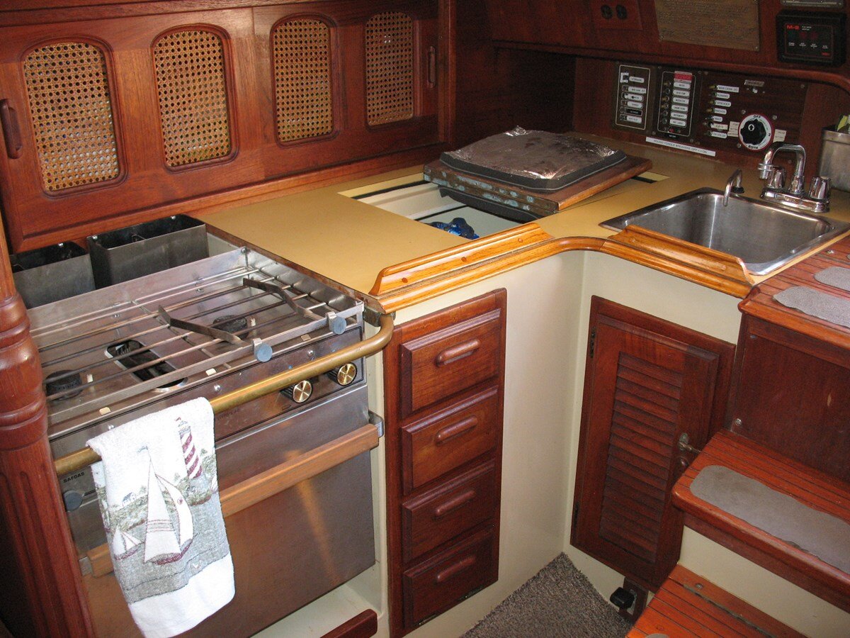 1979-islander-yachts-36-7720cf