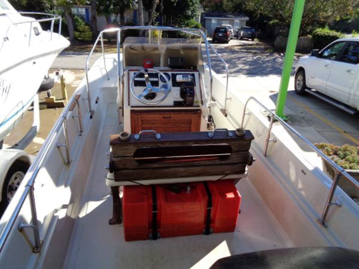 1980-boston-whaler-17-1-ea846b