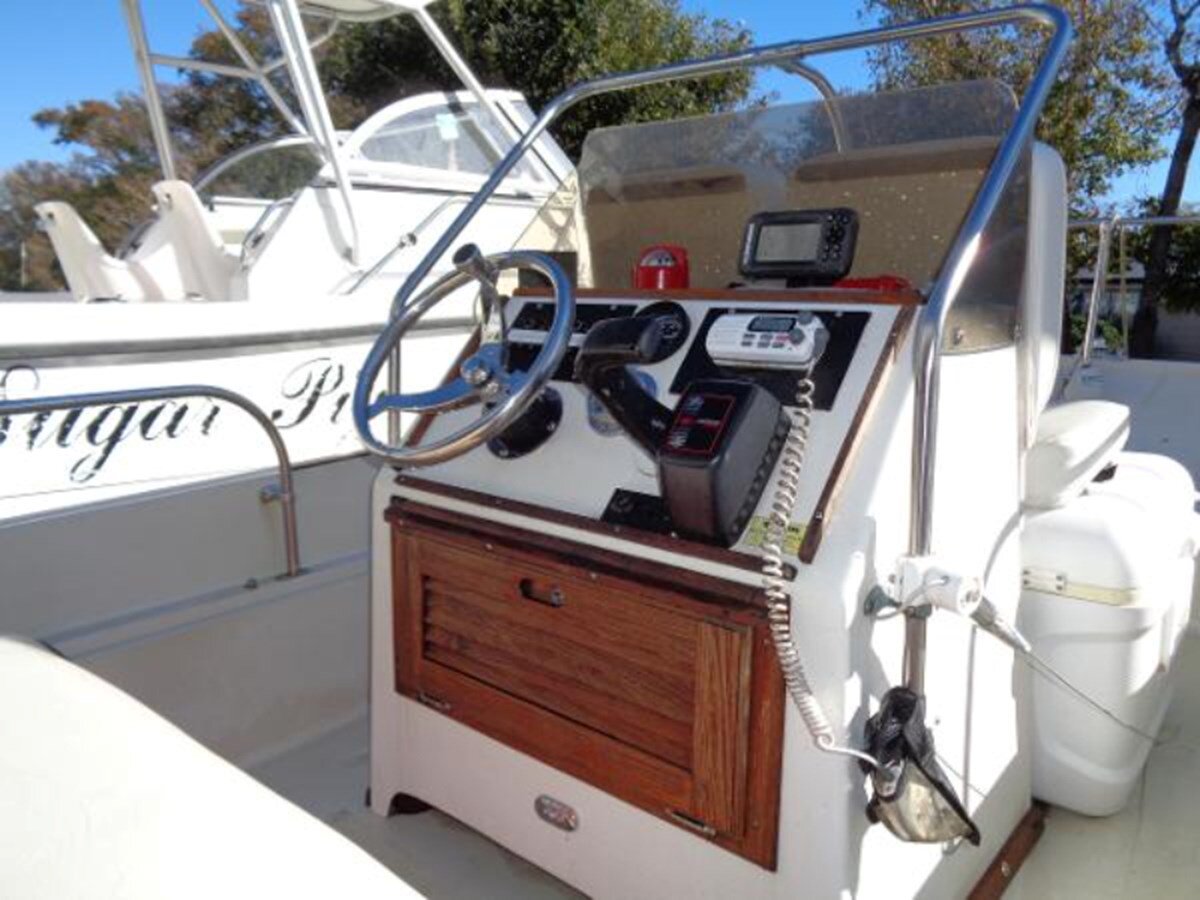 1980-boston-whaler-17-1-ea846b