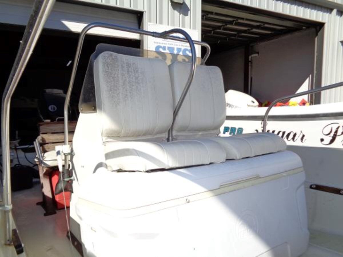 1980-boston-whaler-17-1-ea846b