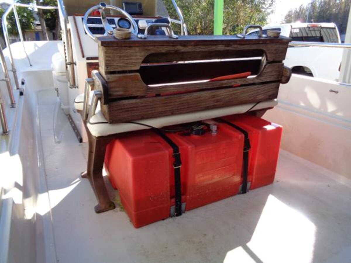 1980-boston-whaler-17-1-ea846b