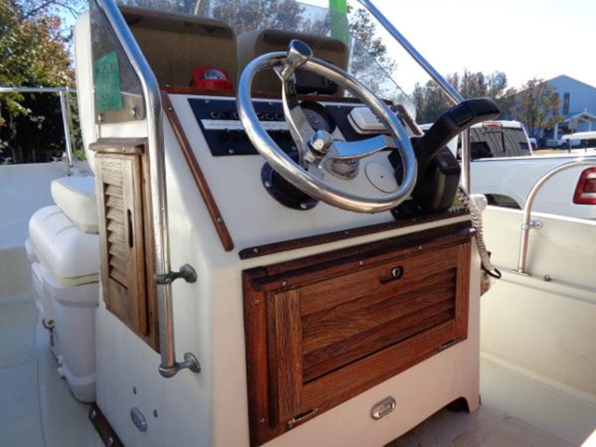 1980-boston-whaler-17-1-ea846b