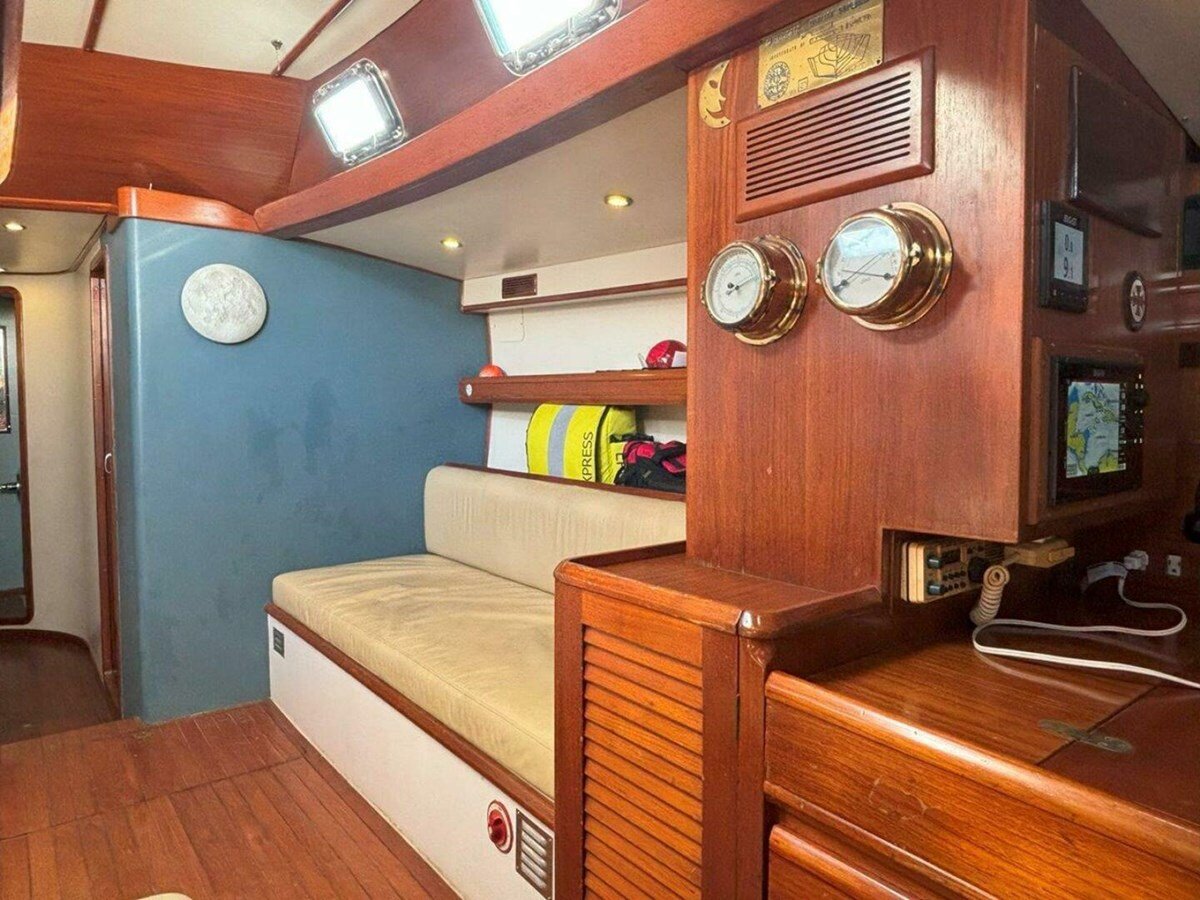 1980-custom-built-50-31c35d