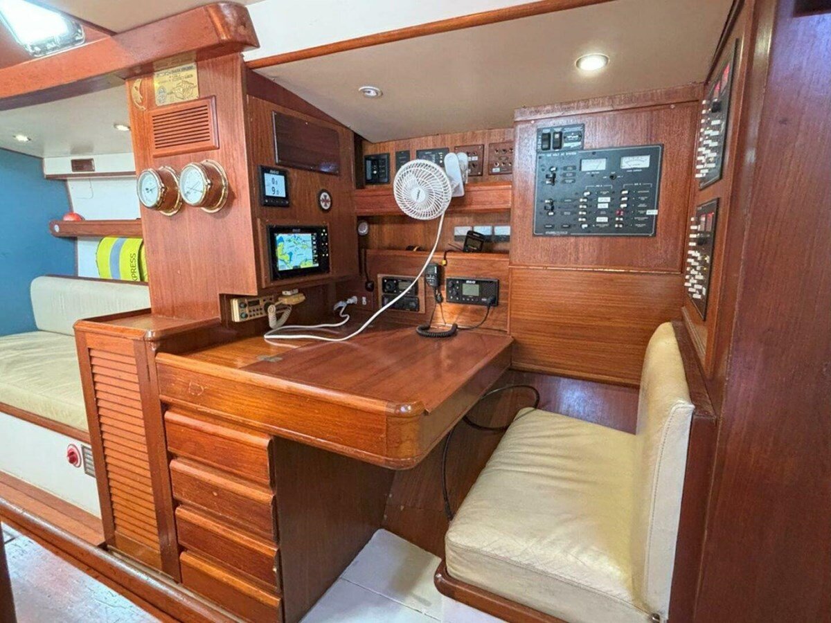 1980-custom-built-50-31c35d