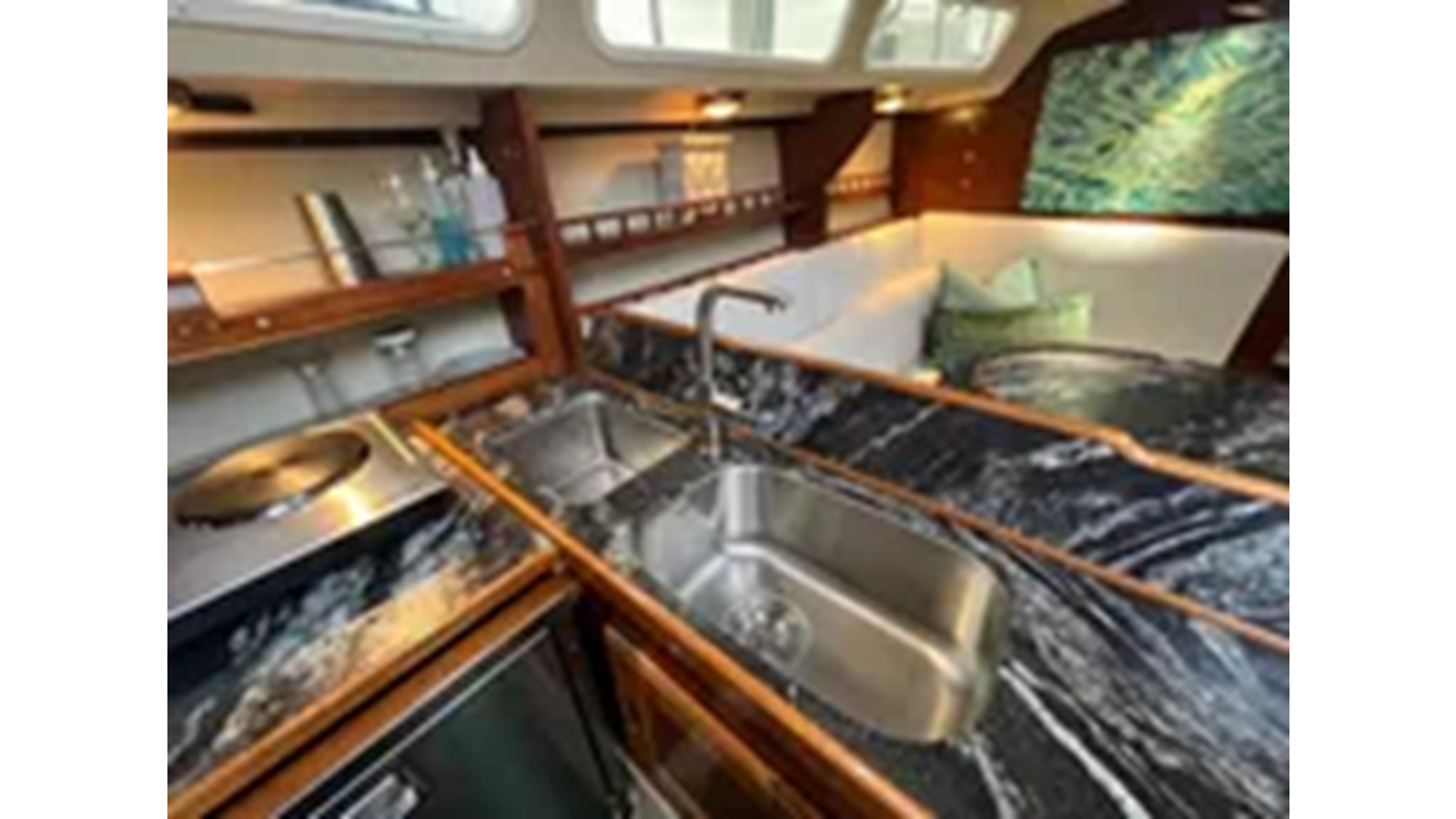 1981-catalina-32-80b70c