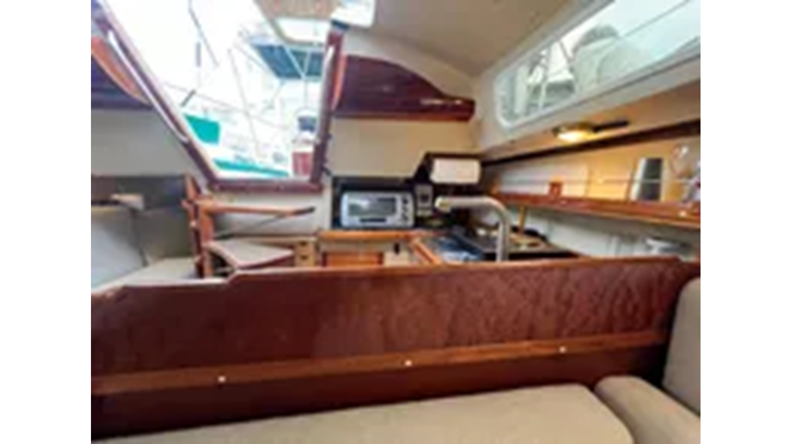 1981-catalina-32-80b70c