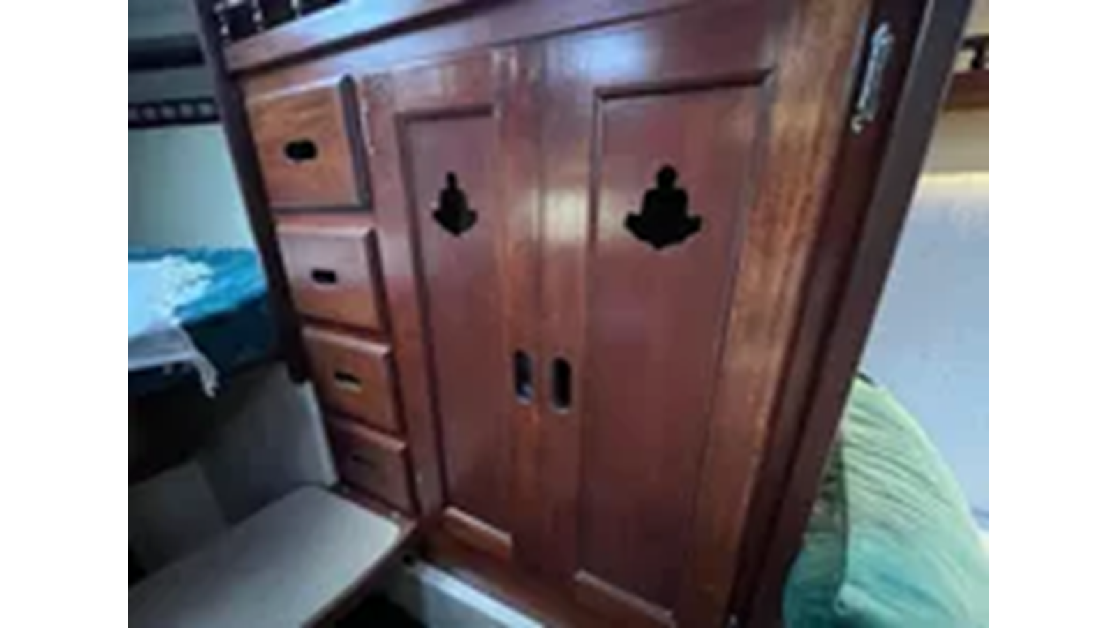 1981-catalina-32-80b70c