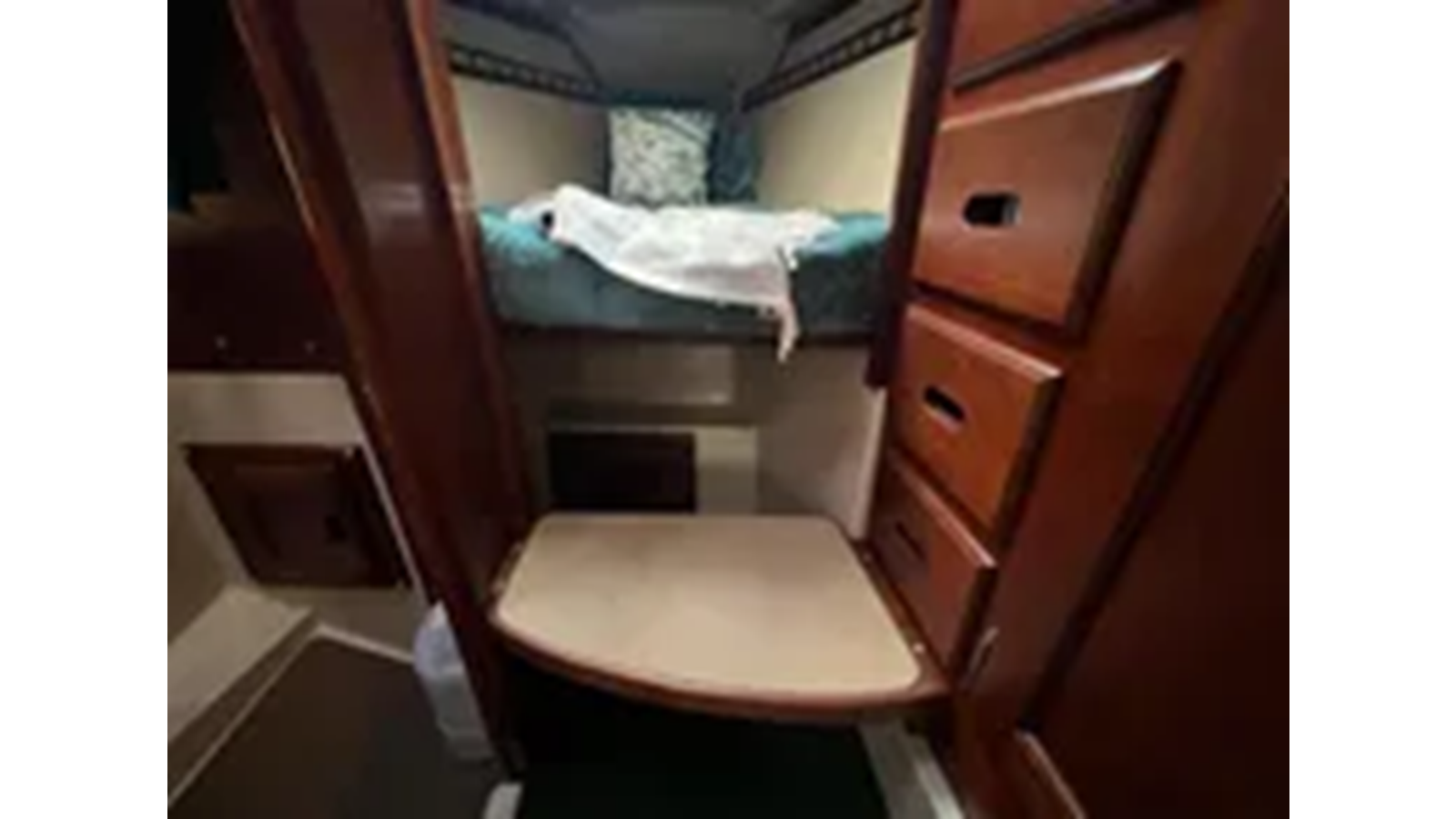 1981-catalina-32-80b70c