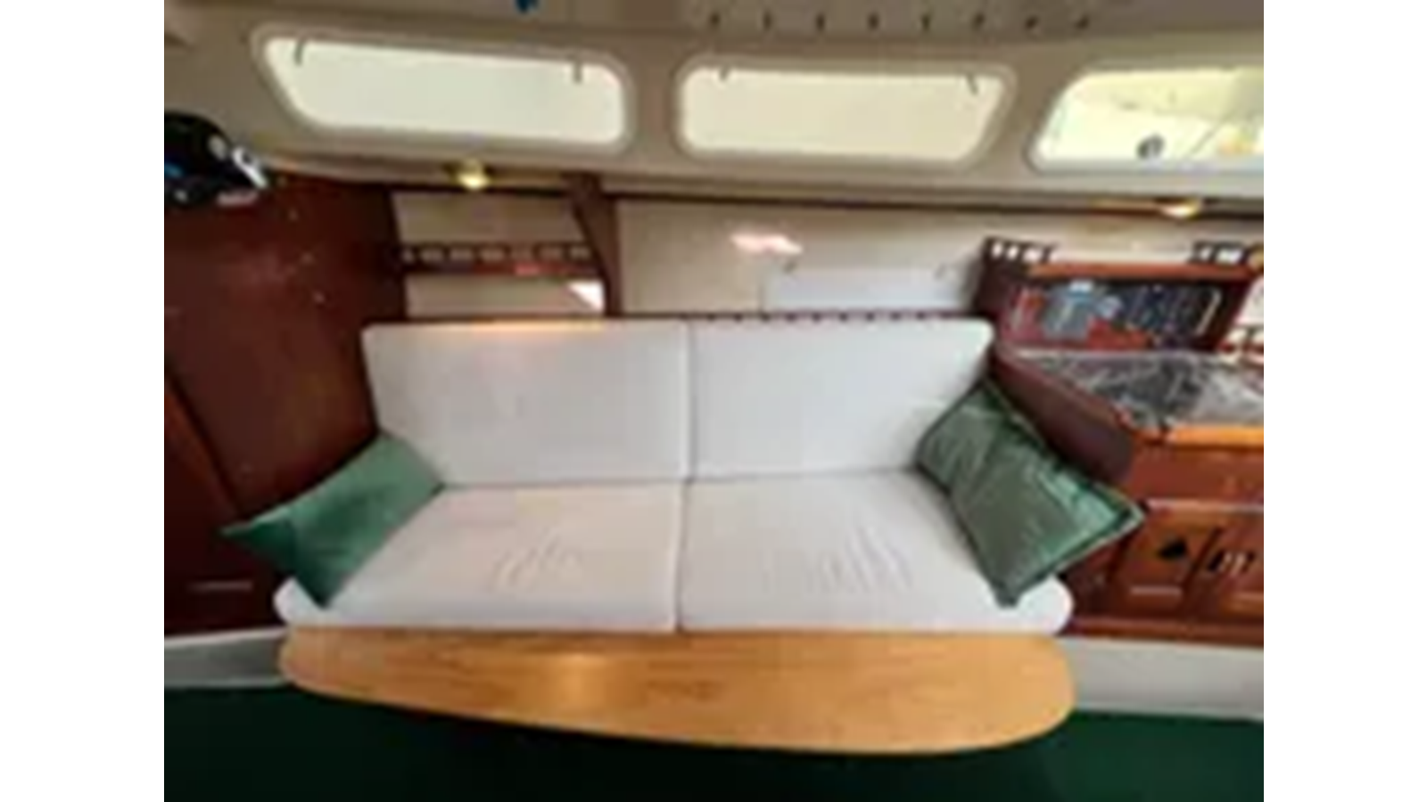 1981-catalina-32-80b70c