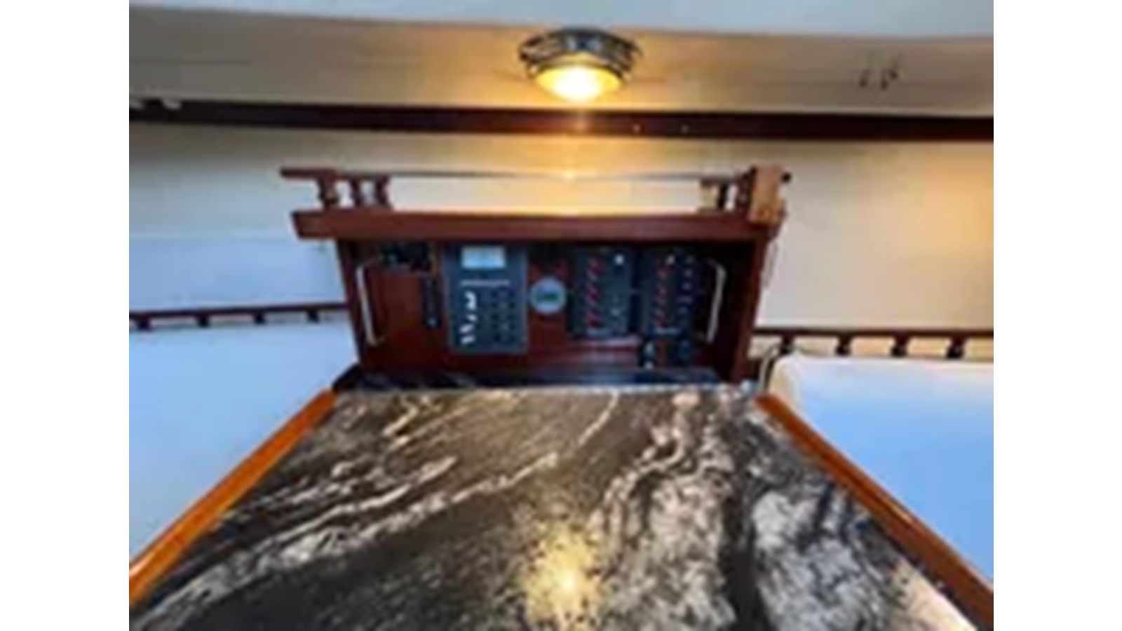 1981-catalina-32-80b70c