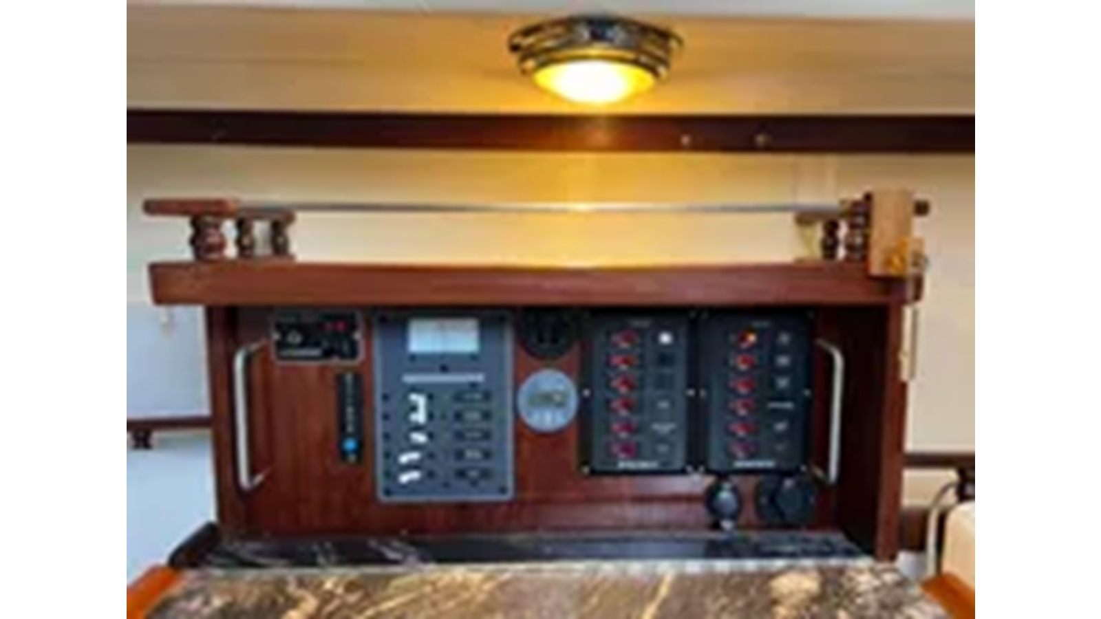 1981-catalina-32-80b70c