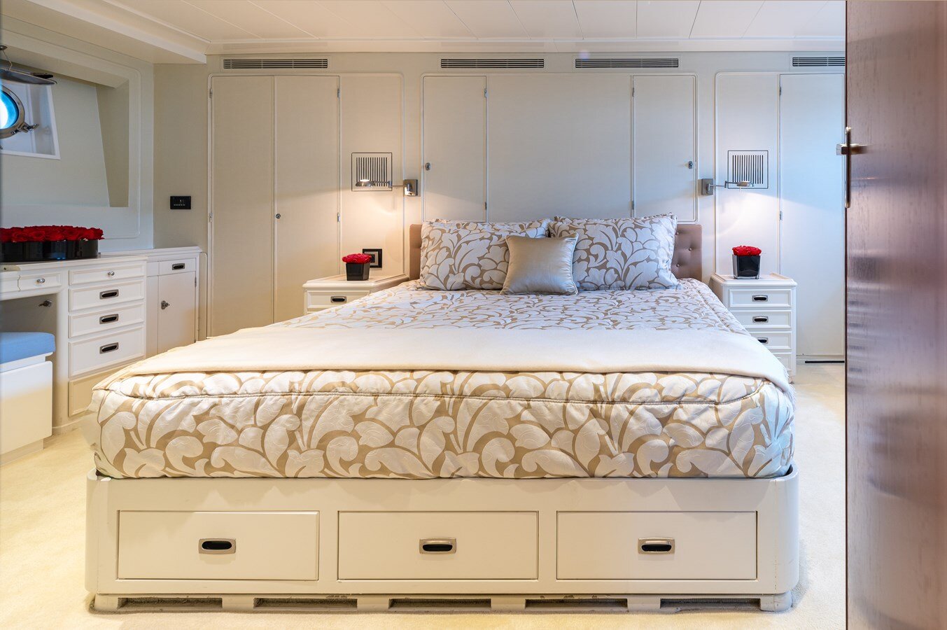 1981-hellenic-shipyards-81-3-dfb8b3