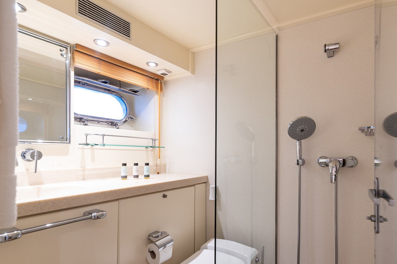 1981-hellenic-shipyards-81-3-dfb8b3