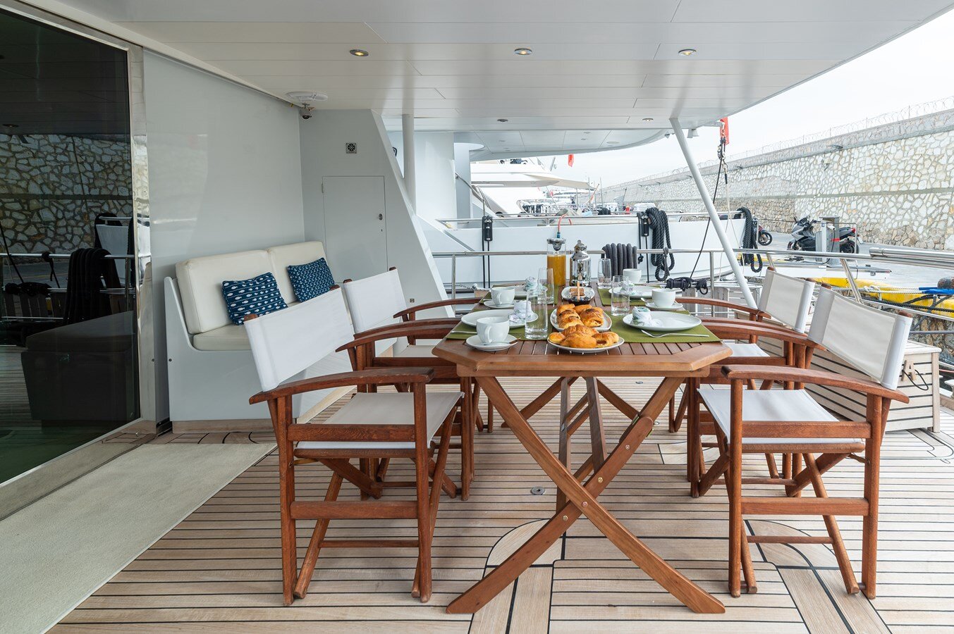 1981-hellenic-shipyards-81-3-dfb8b3