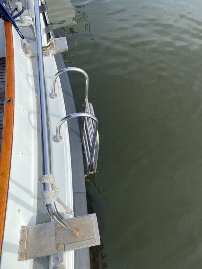 1981-james-caddy-34-5-9a5611