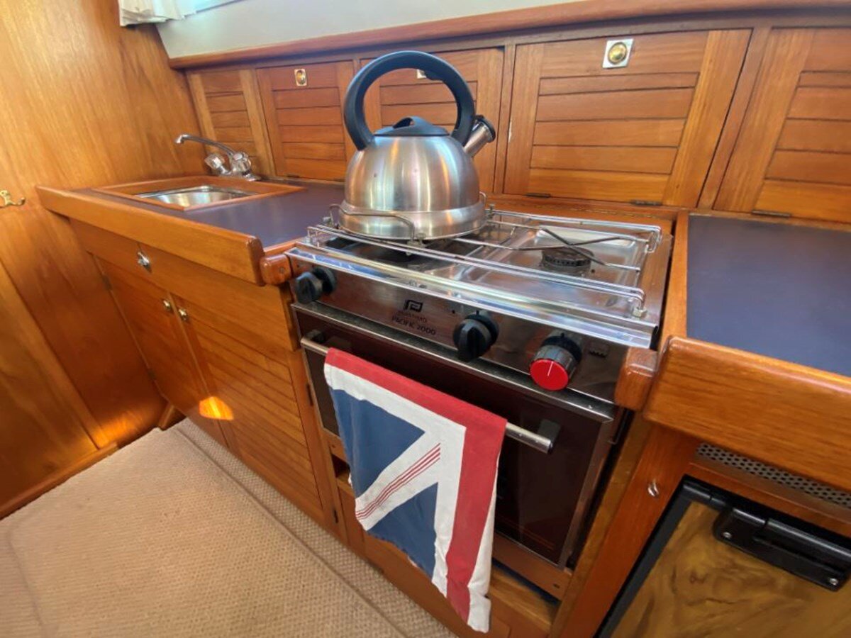 1981-james-caddy-34-5-9a5611