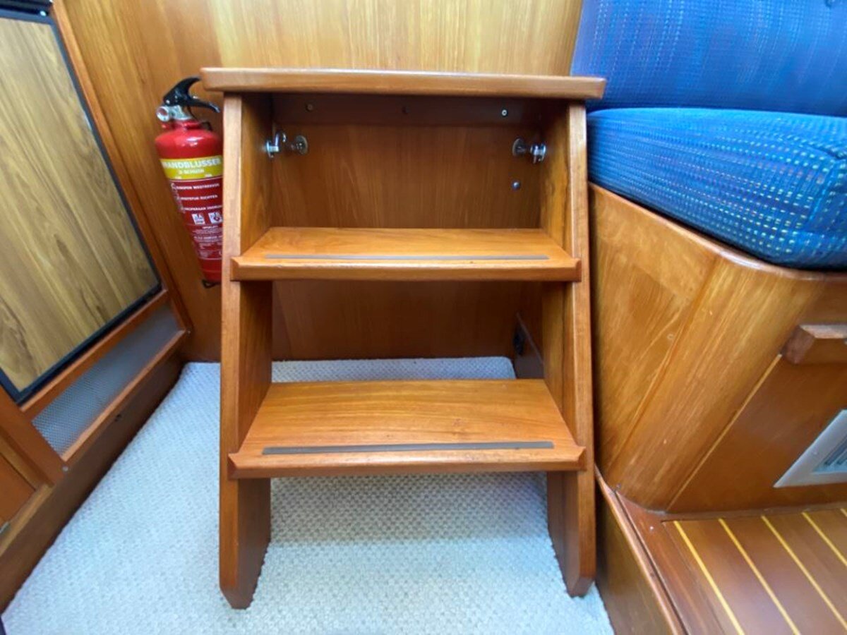 1981-james-caddy-34-5-9a5611