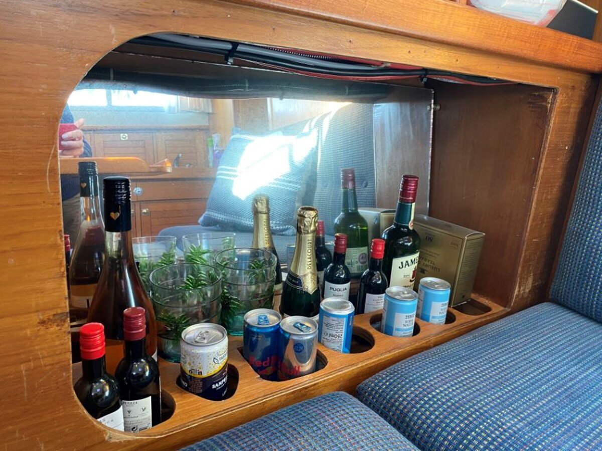 1981-james-caddy-34-5-9a5611