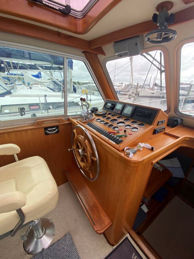 1981-james-caddy-34-5-9a5611