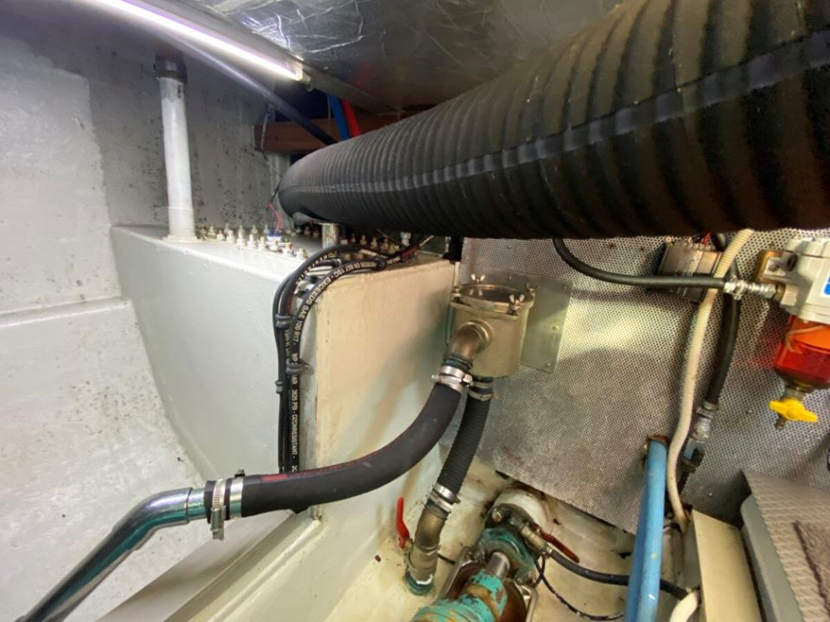 1981-james-caddy-34-5-9a5611