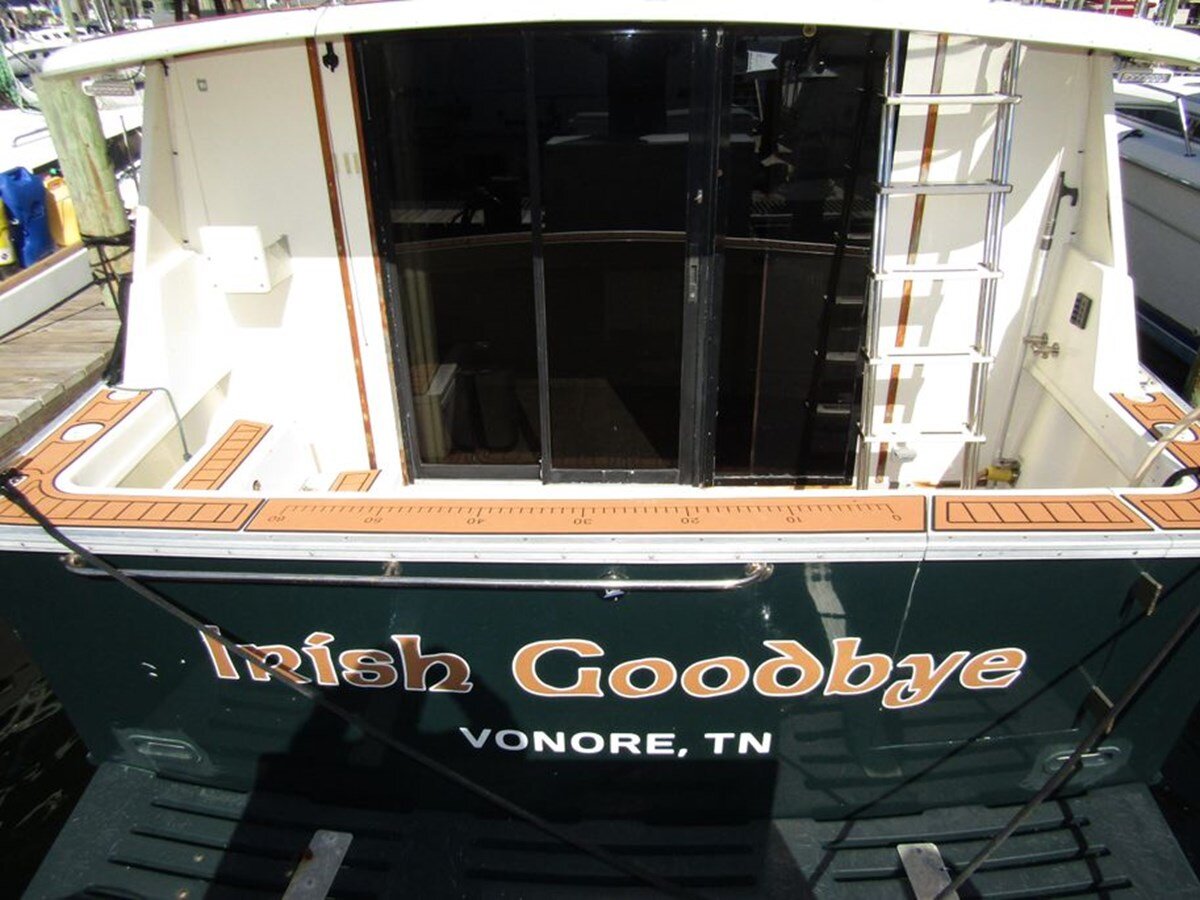 1981-mainship-40-46895a