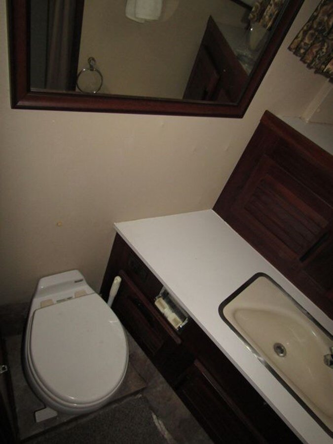 1981-mainship-40-46895a