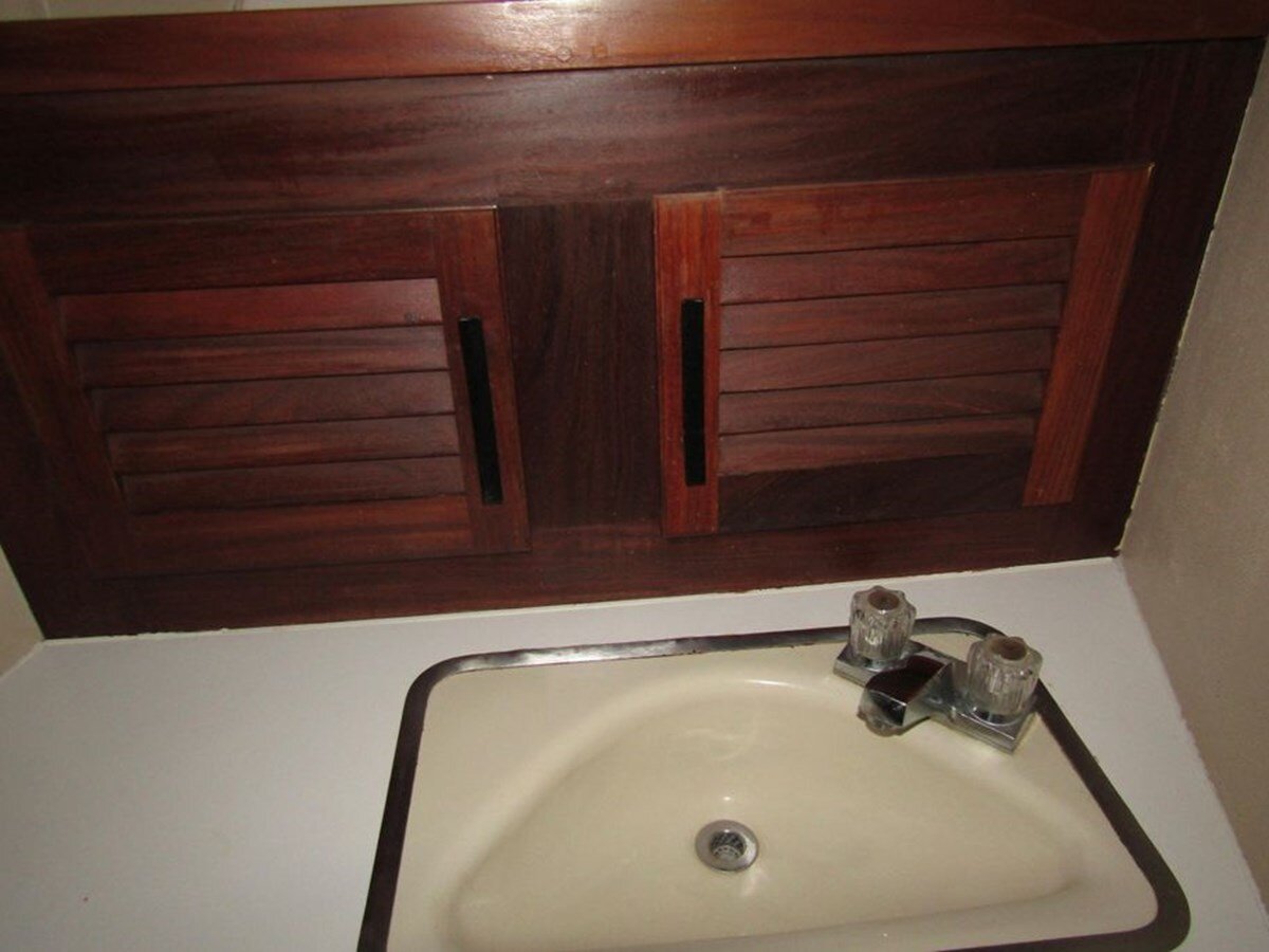 1981-mainship-40-46895a