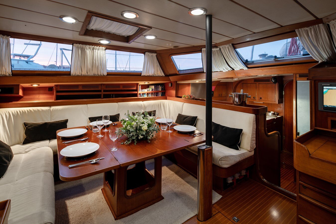 1981 NAUTOR SWAN 76' 10