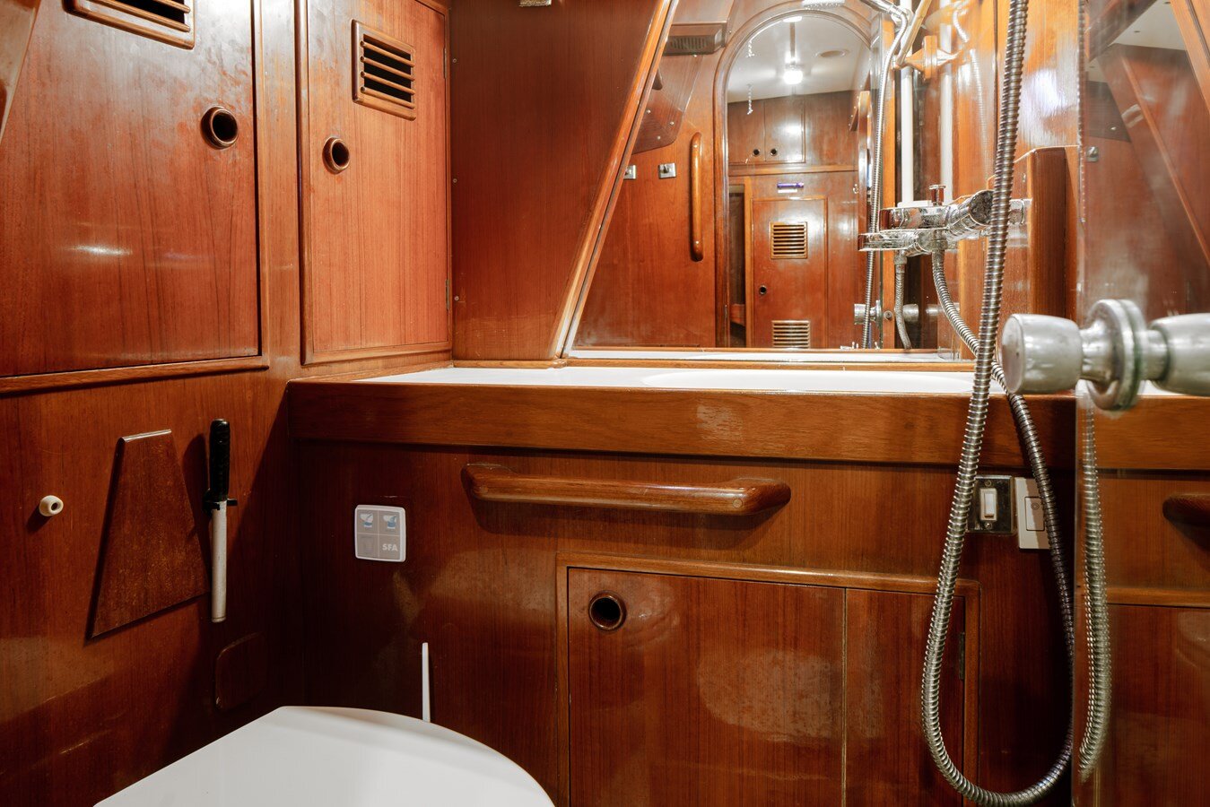 1981 NAUTOR SWAN 76' 10