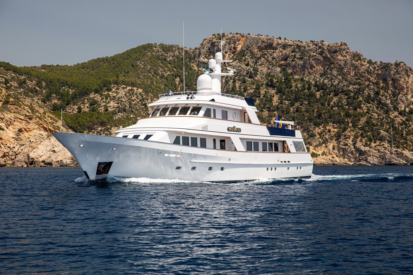 1982-feadship-124-1-9776a7