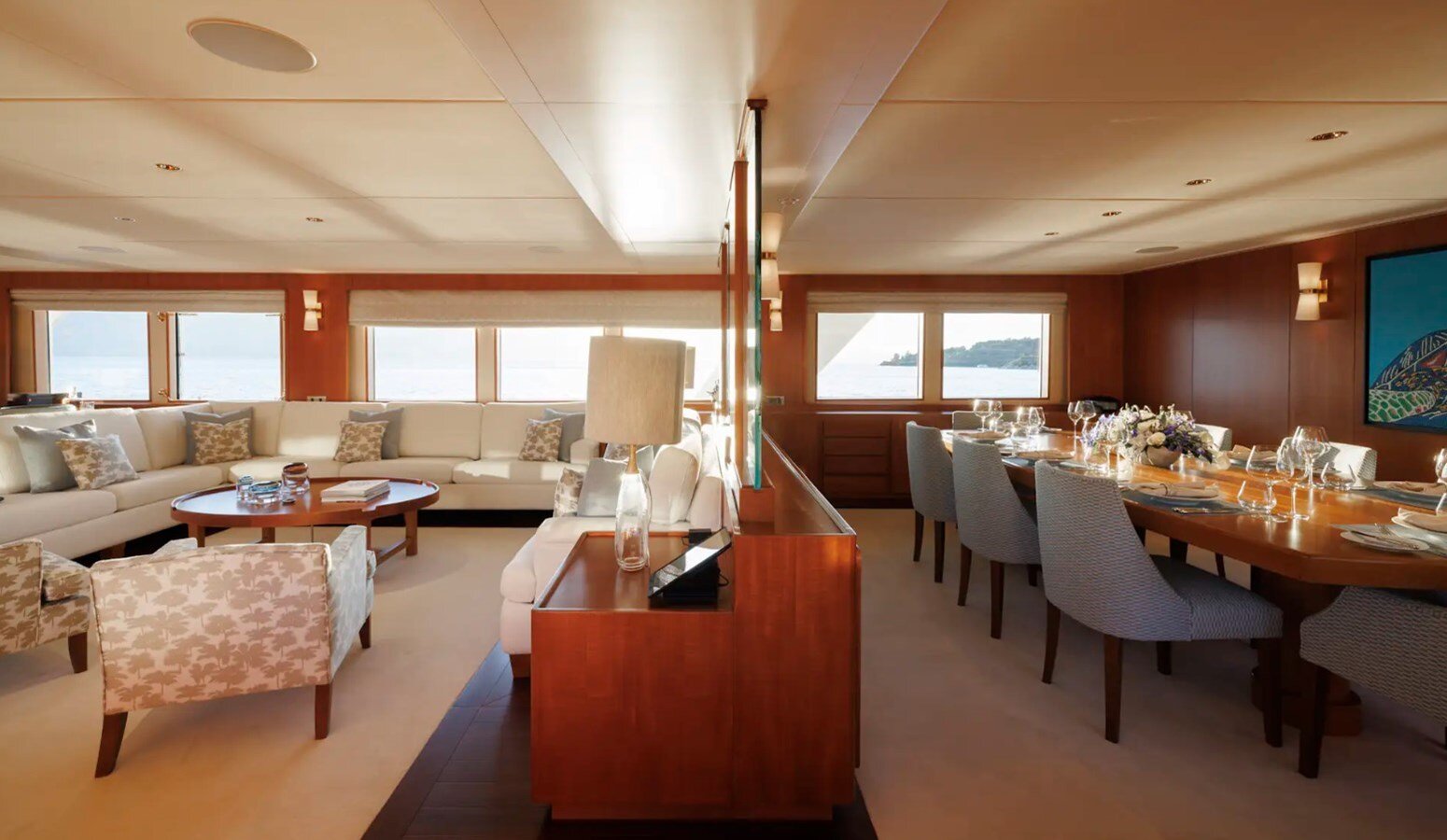 1982 FEADSHIP 137' 2