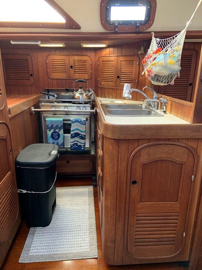 1982-norseman-yachts-44-7-02fad5