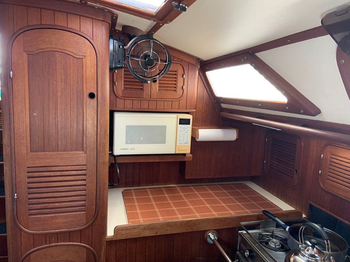 1982-norseman-yachts-44-7-02fad5