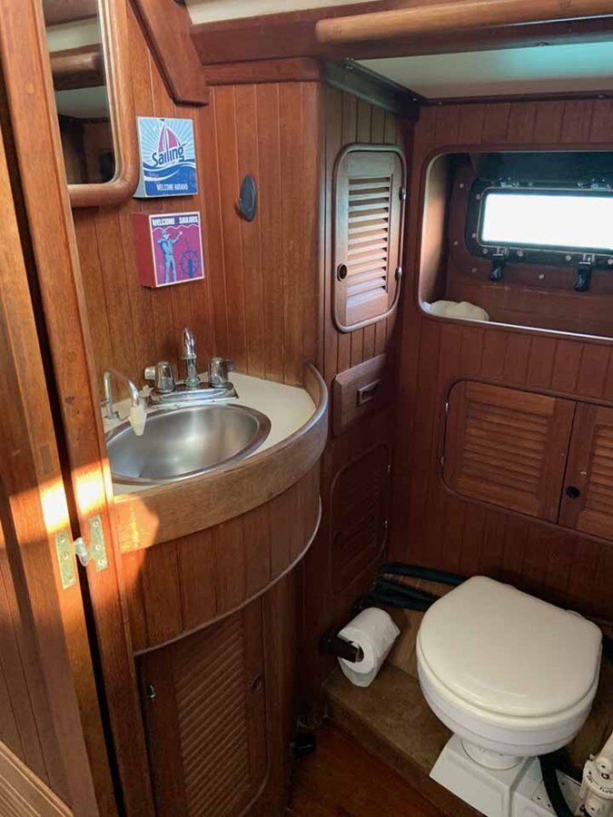 1982-norseman-yachts-44-7-02fad5