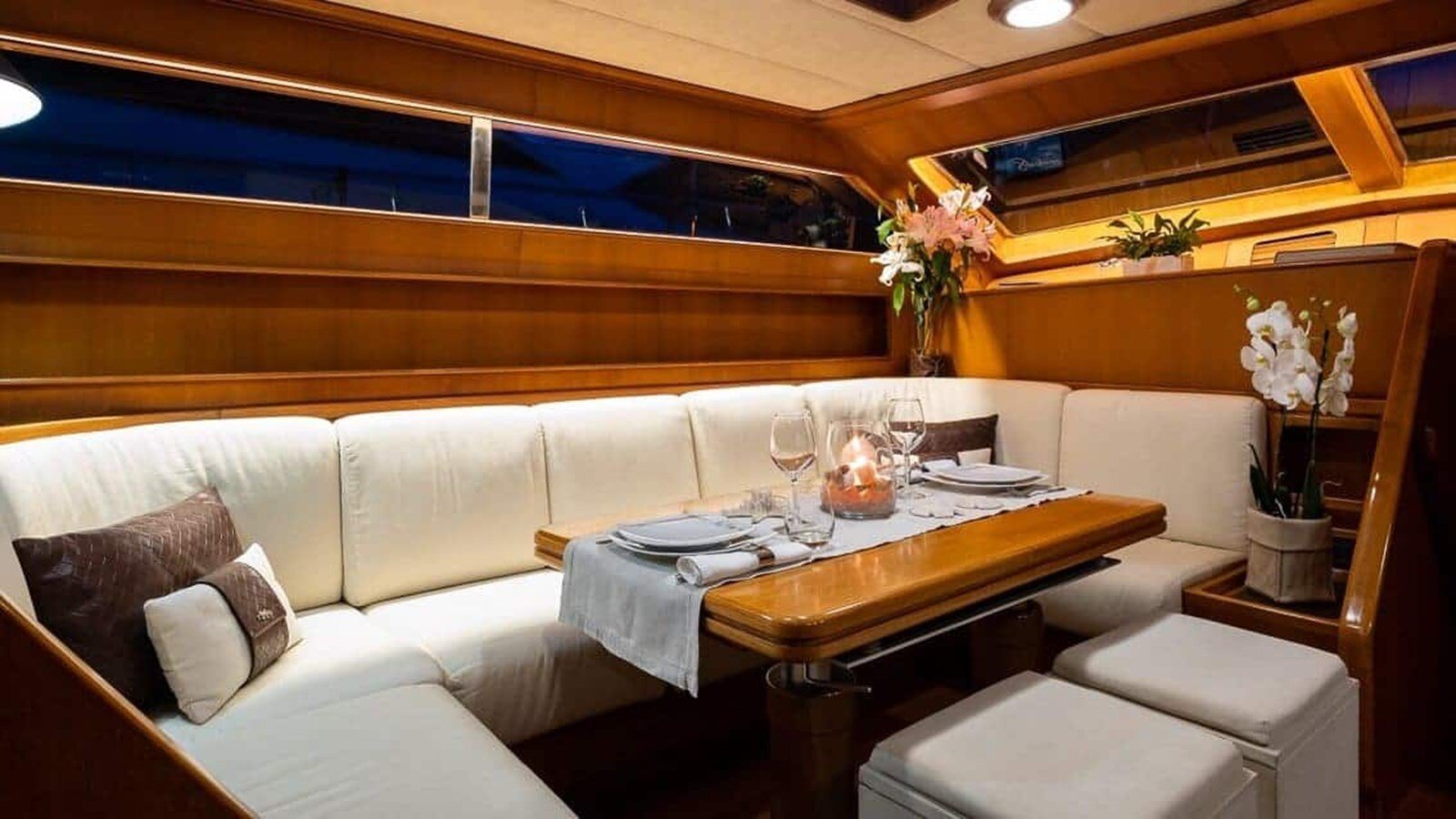 1983 BENETTI 88' 7