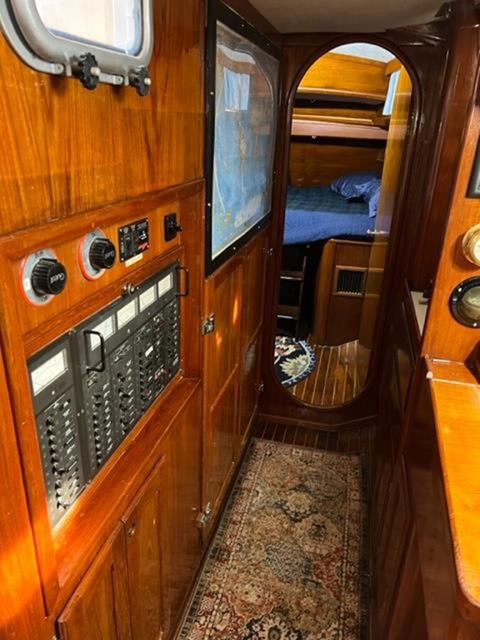 1983-bristol-yachts-45-94a476