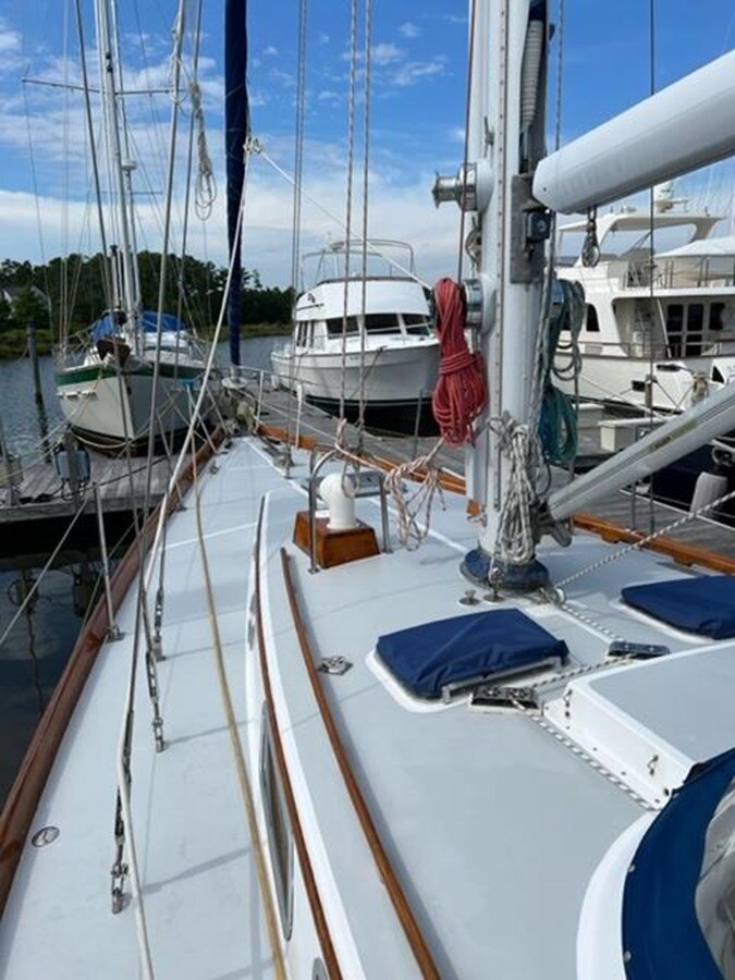 1983-bristol-yachts-45-94a476