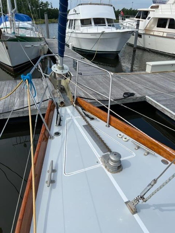 1983-bristol-yachts-45-94a476