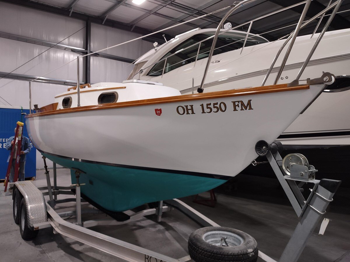 1983-cape-dory-22-4-3d3d33