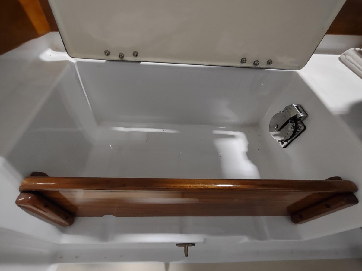 1983-cape-dory-22-4-3d3d33