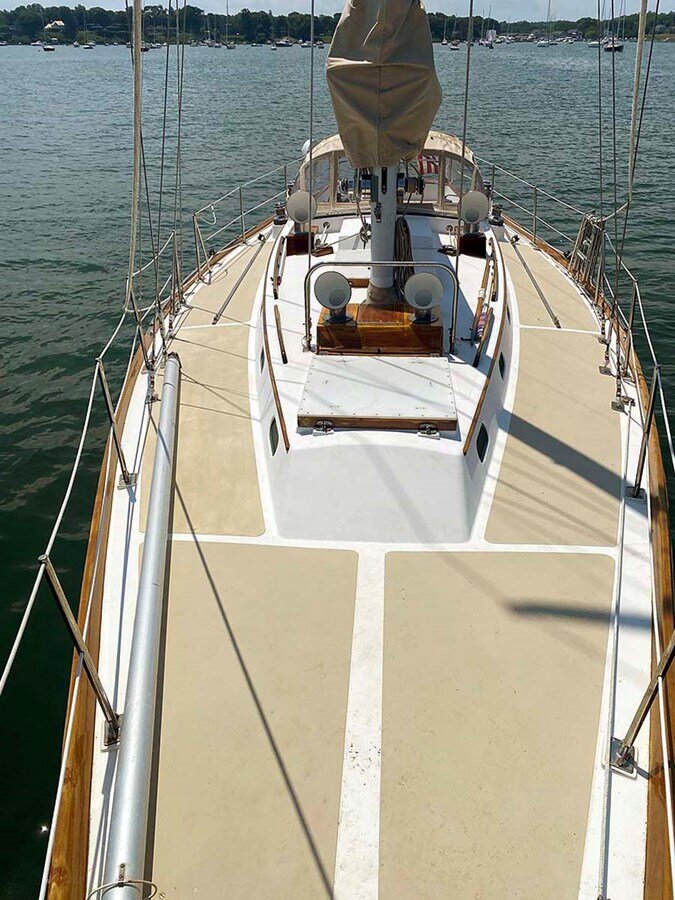 1983-hinckley-42-1-cf4a2f