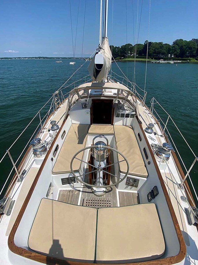 1983-hinckley-42-1-cf4a2f