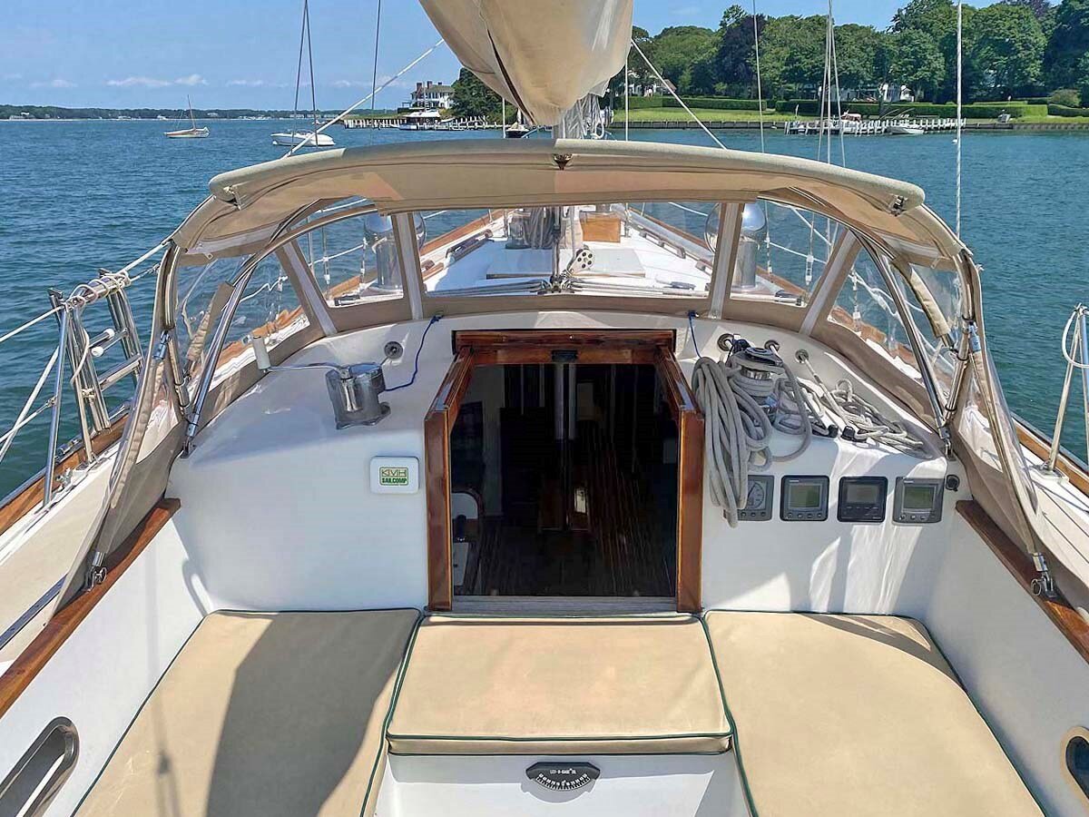 1983-hinckley-42-1-cf4a2f