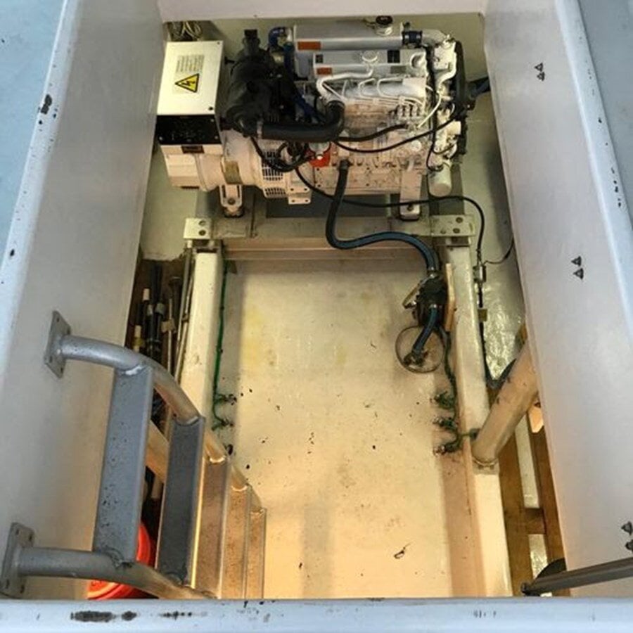 1983-y-yachts-50-39fb7b