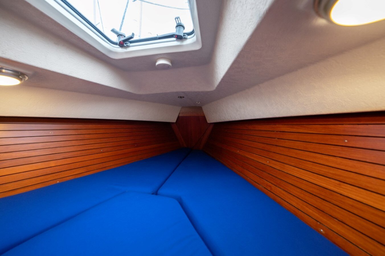1984-baltic-yachts-34-11-d8435e
