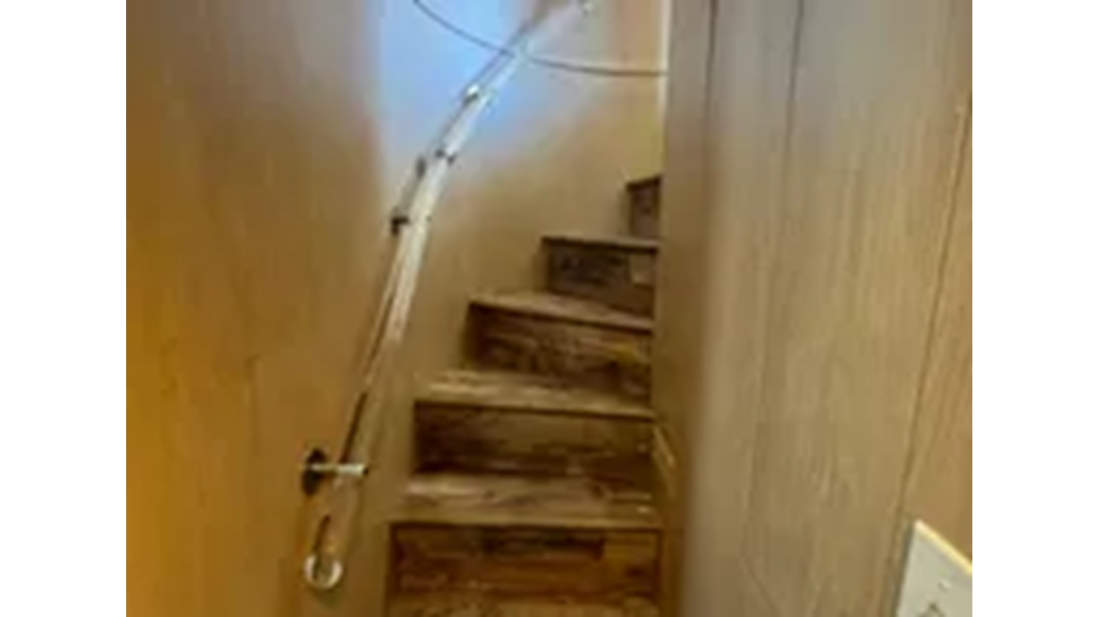 1984-burger-86-c44df0