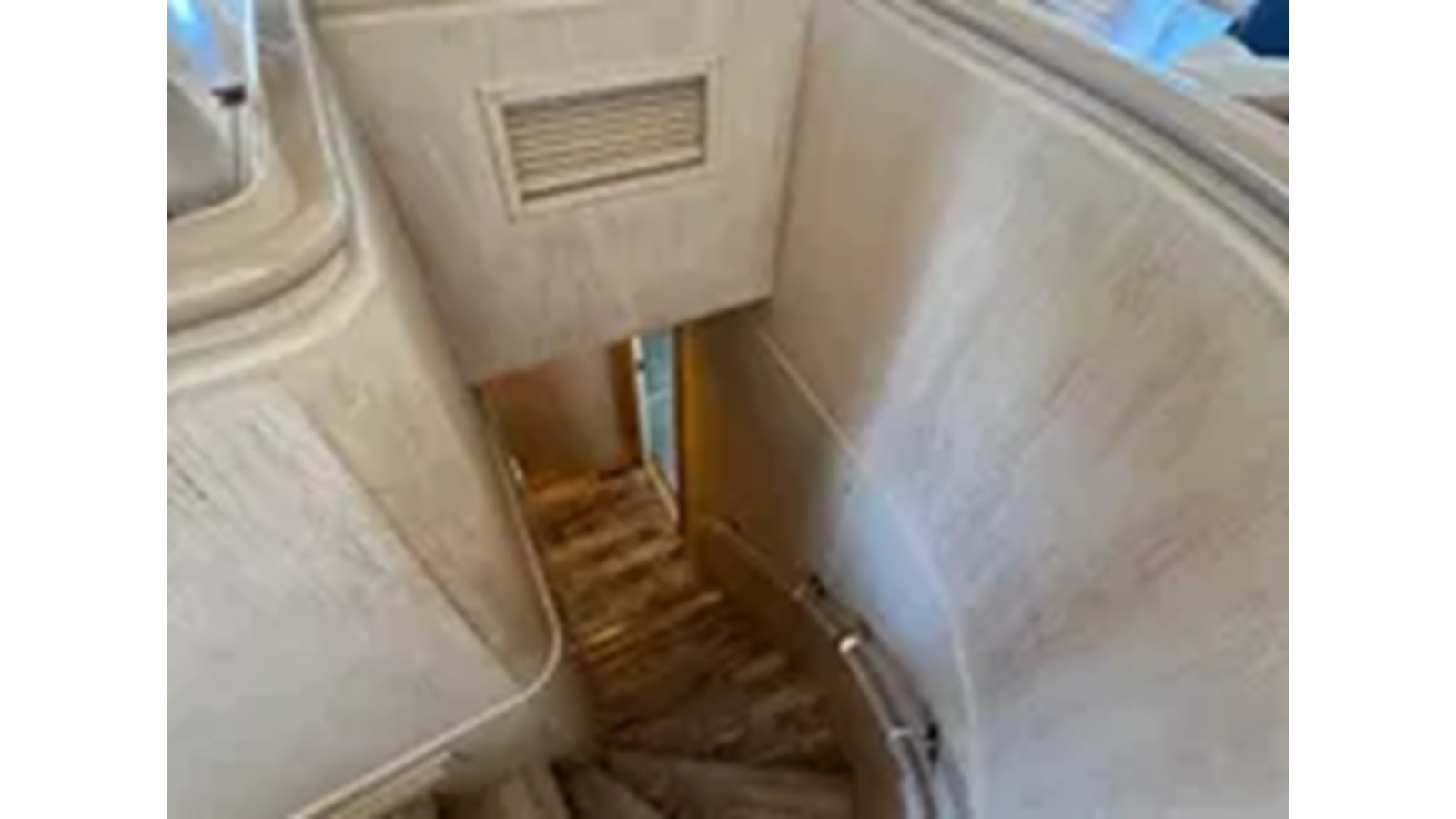 1984-burger-86-c44df0