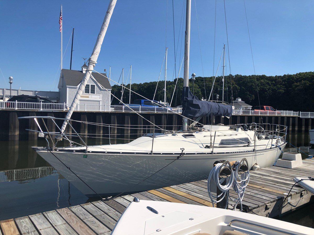 1984-cc-yachts-34-8-08517b