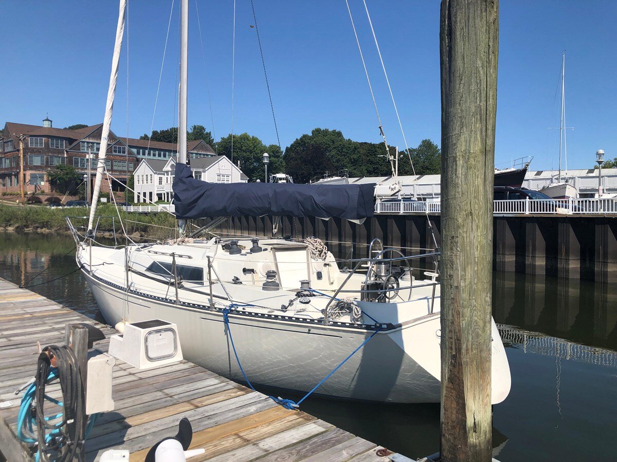 1984-cc-yachts-34-8-08517b